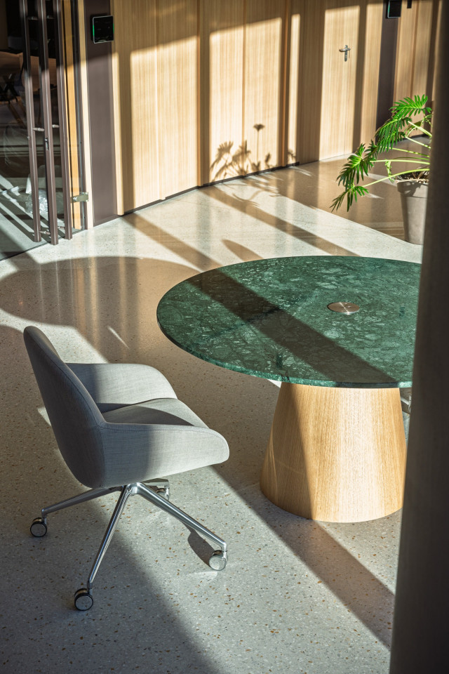 imgi 21 CRASSEVIG LeFucine 434 HDR